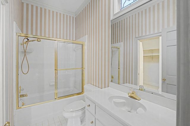 8704 WINDRUSH DR, Memphis, TN 38125