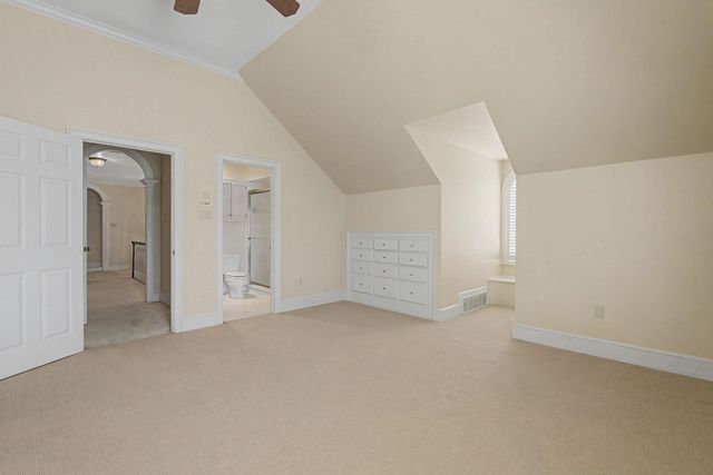 8704 WINDRUSH DR, Memphis, TN 38125