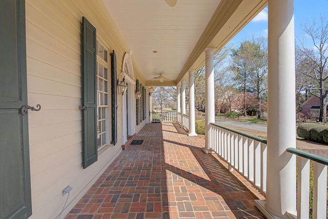 8704 WINDRUSH DR, Memphis, TN 38125