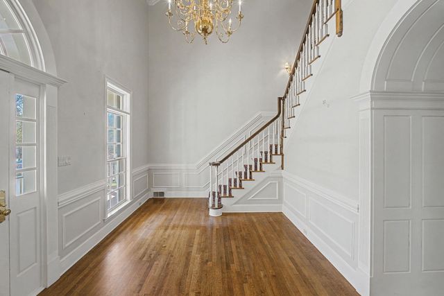 8704 WINDRUSH DR, Memphis, TN 38125