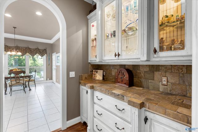291 Dug Hill Road, Brownsboro, AL 35741
