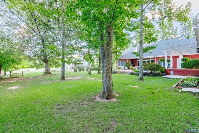 291 Dug Hill Road, Brownsboro, AL 35741