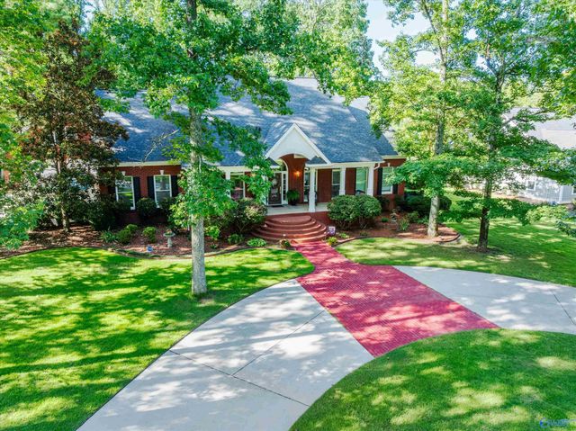 291 Dug Hill Road, Brownsboro, AL 35741