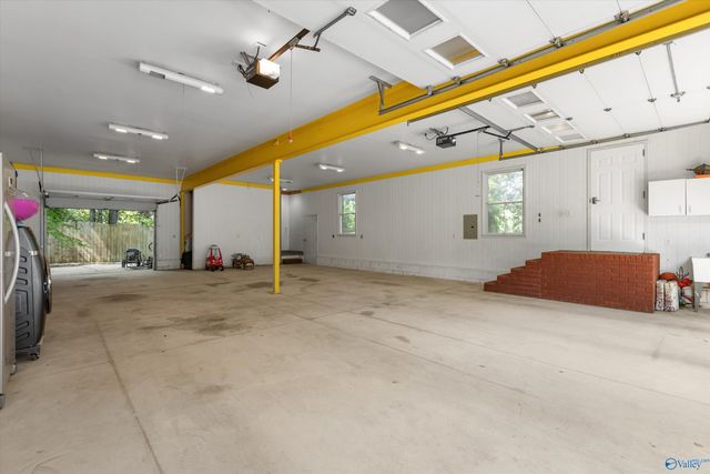 291 Dug Hill Road, Brownsboro, AL 35741