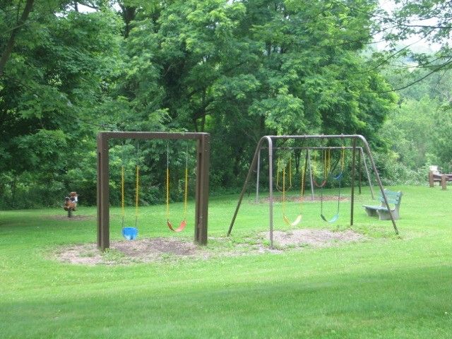 280 Quail Run Rd, Peters Twp, PA 15367