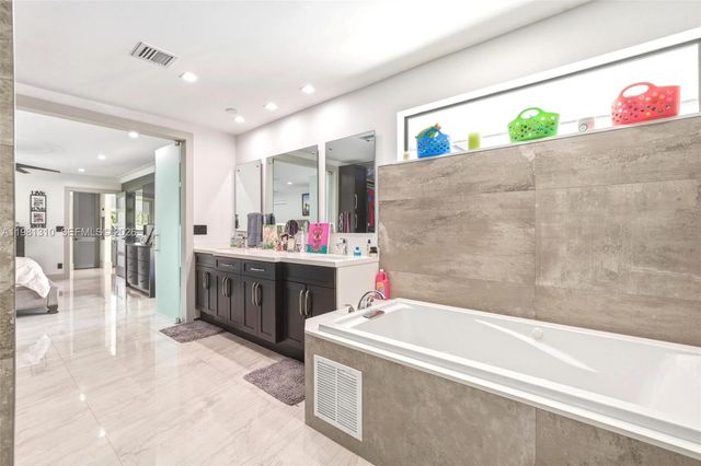 23140 SW 187th Ave, Miami, FL 33170