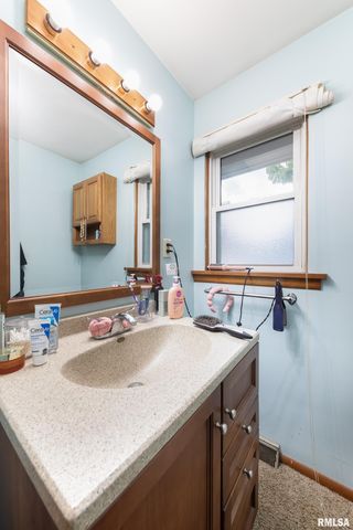 351 CHARLOTTE Street, Pekin, IL 61554