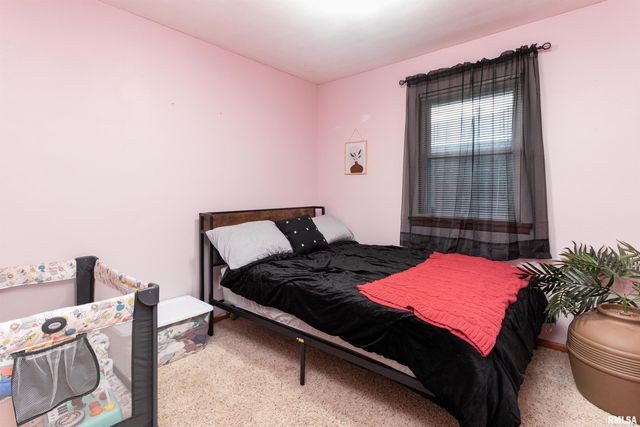 351 CHARLOTTE Street, Pekin, IL 61554