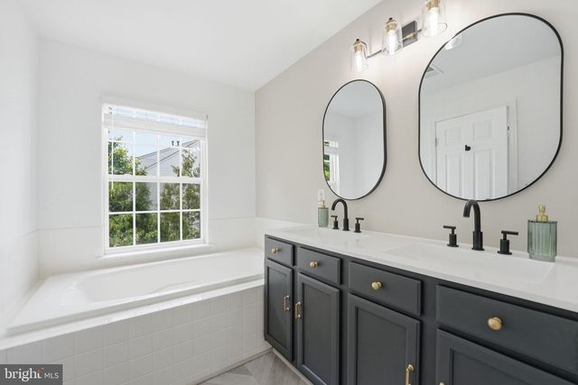 8510 HALLIE ROSE PL, Alexandria, VA 22309