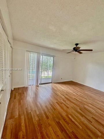 202 Mansfield E, Boca Raton, FL 33434