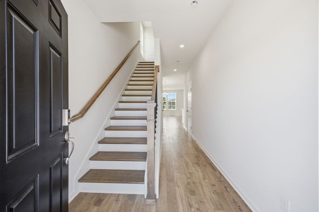 5035 Dayflower Drive, Hermitage, TN 37076