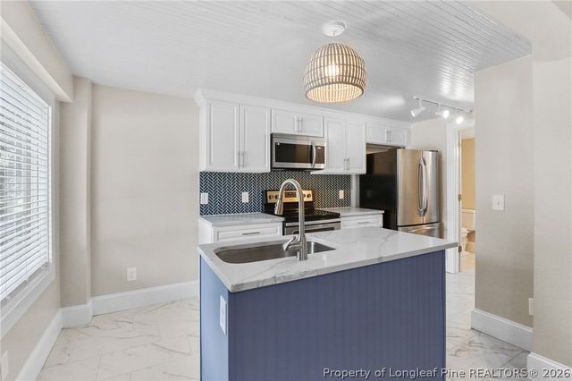 215 Hinsdale Avenue, Fayetteville, NC 28305