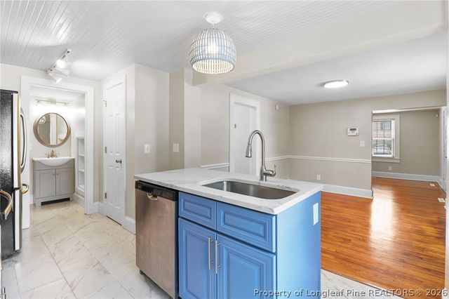 215 Hinsdale Avenue, Fayetteville, NC 28305