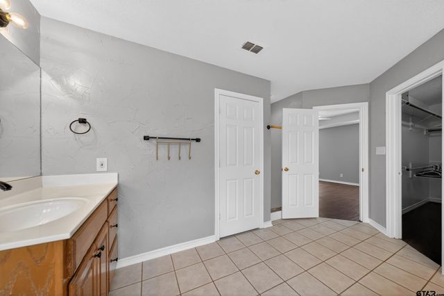 904 Bob White Ln, Whitehouse, TX 75791