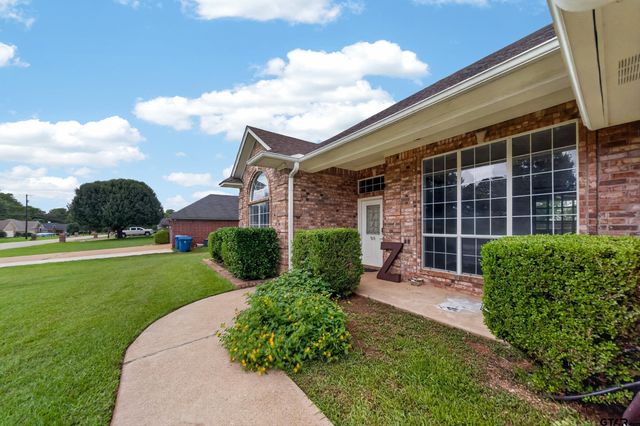 904 Bob White Ln, Whitehouse, TX 75791