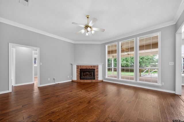 904 Bob White Ln, Whitehouse, TX 75791