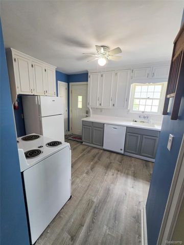 1333 Court Street, Port Huron, MI 48060