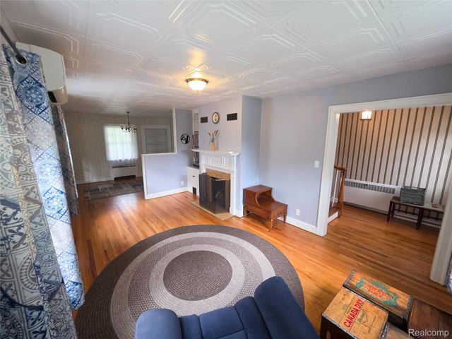 1333 Court Street, Port Huron, MI 48060