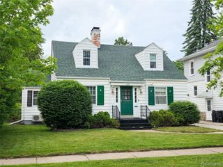 1333 Court Street, Port Huron, MI 48060