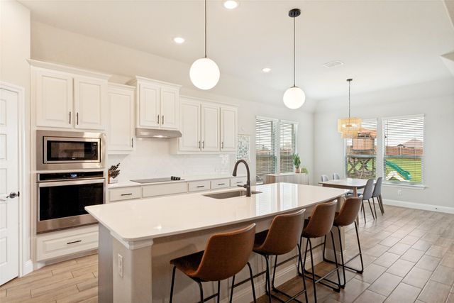 12701 Whispering Wind Drive, Godley, TX 76044