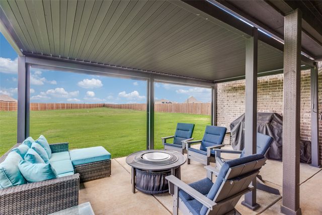 12701 Whispering Wind Drive, Godley, TX 76044