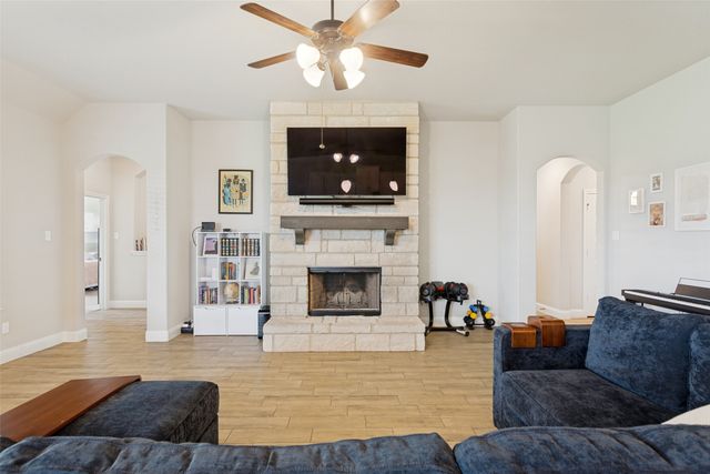 12701 Whispering Wind Drive, Godley, TX 76044