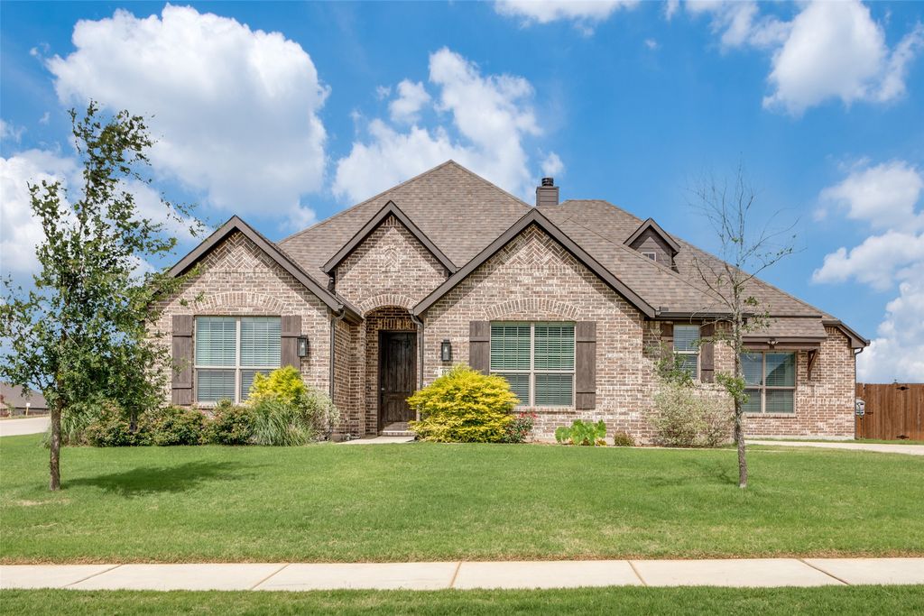 12701 Whispering Wind Drive, Godley, TX 76044