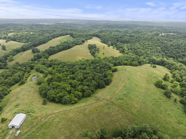 9999 Stoney Creek Road, Carlisle, KY 40311