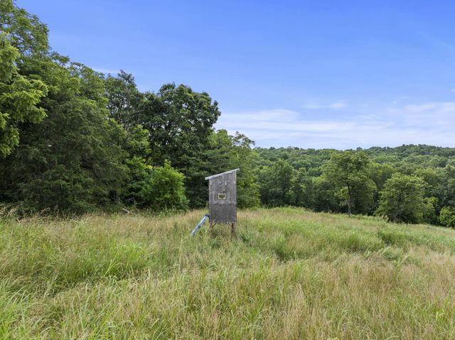 9999 Stoney Creek Road, Carlisle, KY 40311