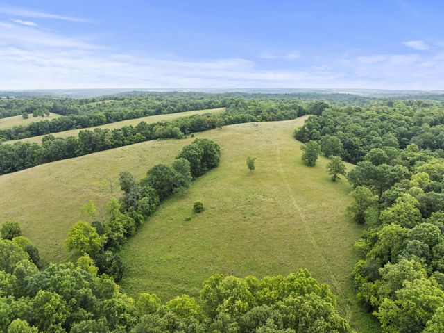 9999 Stoney Creek Road, Carlisle, KY 40311