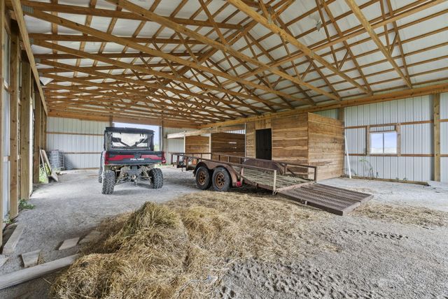 9999 Stoney Creek Road, Carlisle, KY 40311