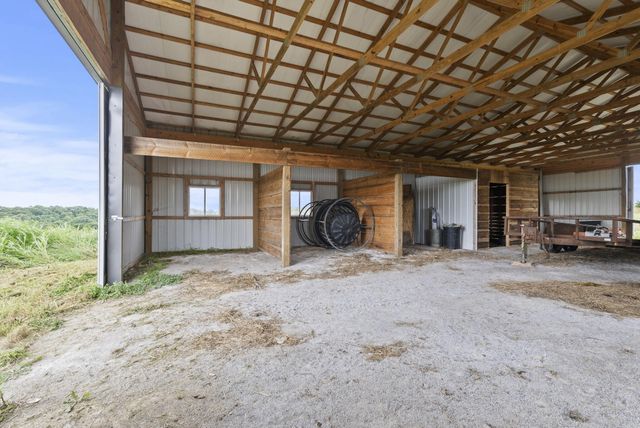 9999 Stoney Creek Road, Carlisle, KY 40311