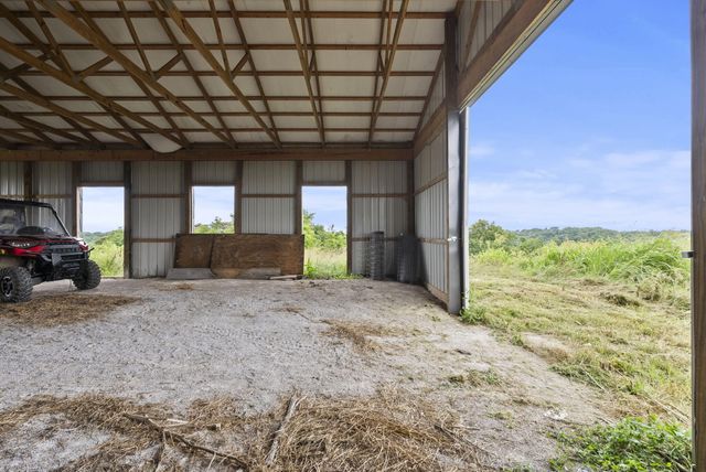 9999 Stoney Creek Road, Carlisle, KY 40311