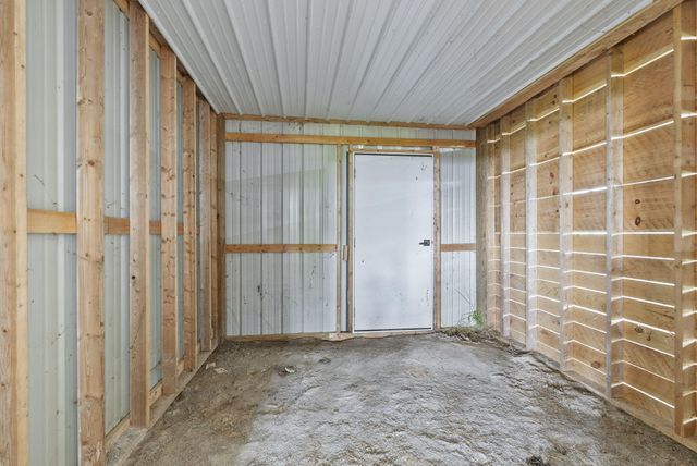 9999 Stoney Creek Road, Carlisle, KY 40311