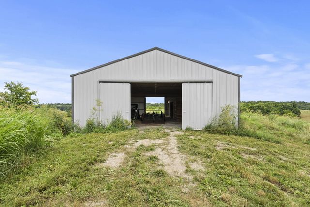 9999 Stoney Creek Road, Carlisle, KY 40311