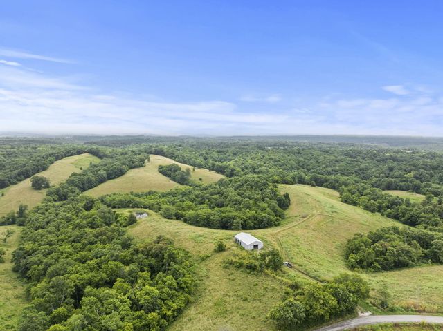 9999 Stoney Creek Road, Carlisle, KY 40311