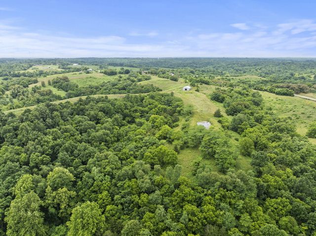 9999 Stoney Creek Road, Carlisle, KY 40311