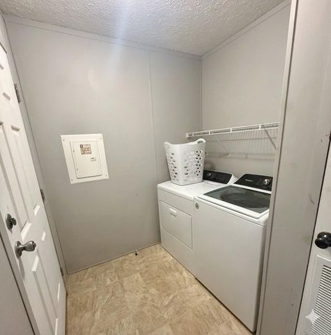 6741 Helman Boulevard lot 203, Lansing, MI 48911