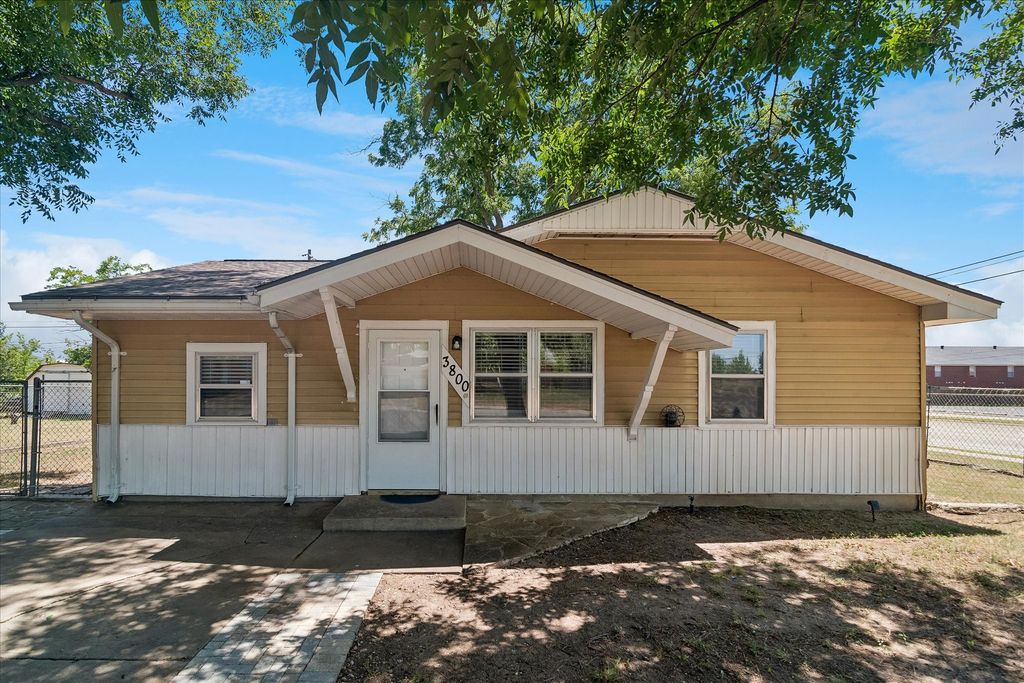 3800 Atlas Drive, Denton, TX 76209