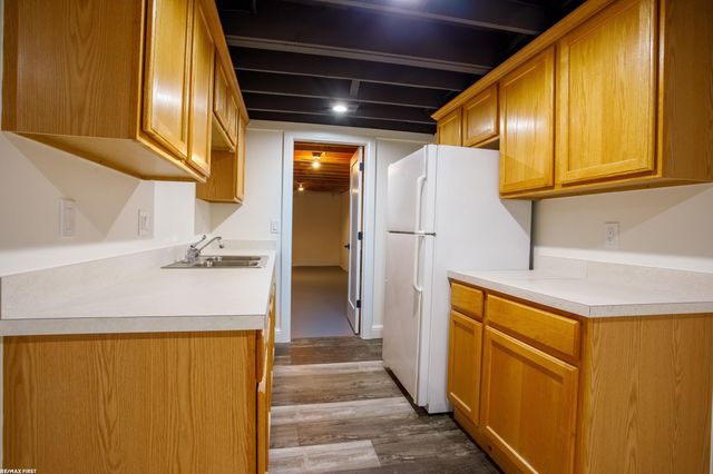 59055 Golden Oak Court, Washington Twp, MI 48094