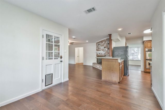 1907 Southern Pines Drive, Houston, TX 77339