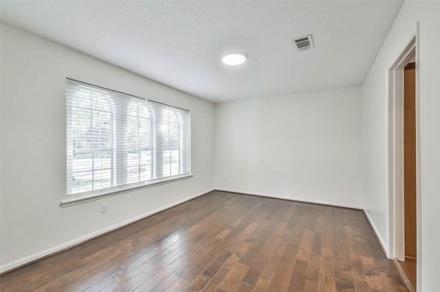 1907 Southern Pines Drive, Houston, TX 77339