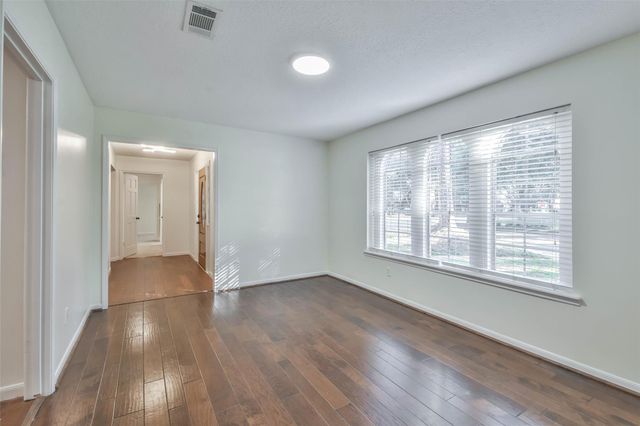 1907 Southern Pines Drive, Houston, TX 77339