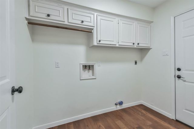 1907 Southern Pines Drive, Houston, TX 77339