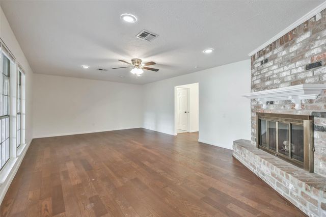 1907 Southern Pines Drive, Houston, TX 77339