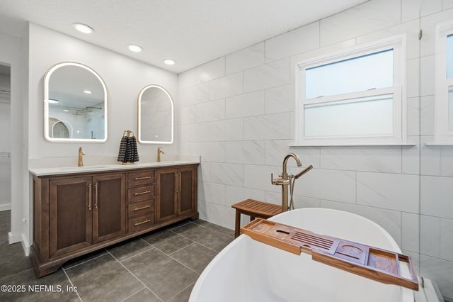 1642 LEEWARD Lane, Neptune Beach, FL 32266