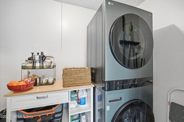 1642 LEEWARD Lane, Neptune Beach, FL 32266