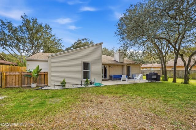 1642 LEEWARD Lane, Neptune Beach, FL 32266