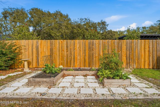 1642 LEEWARD Lane, Neptune Beach, FL 32266