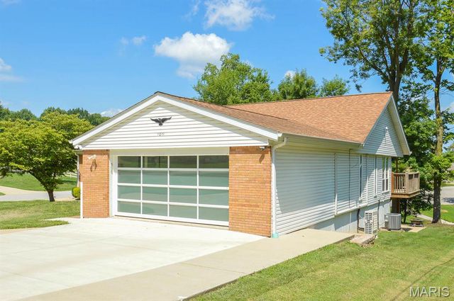 1011 Belleville Street, Lebanon, IL 62254